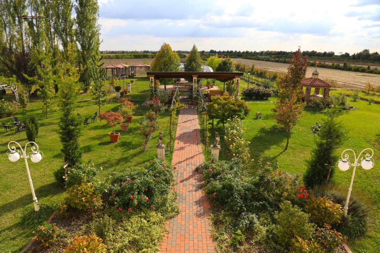 Farm stay Millefiori La Corte Delle Rose